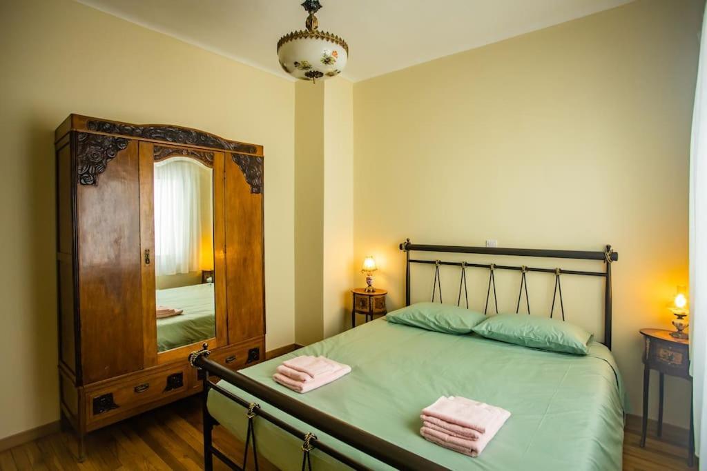 Plaka Vintage Apartment Athens Ngoại thất bức ảnh